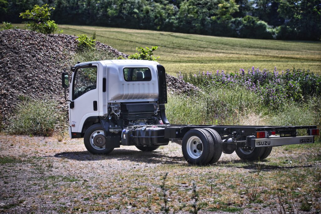 ISUZU P75 a telaio. 3000 CC o 5200CC, EURO 6 | Avi Rimini