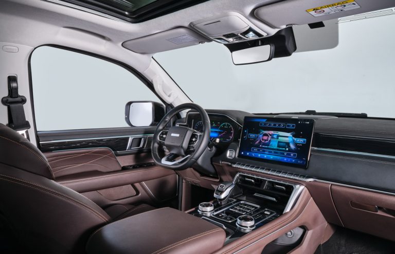 FOTON V9 interno_010