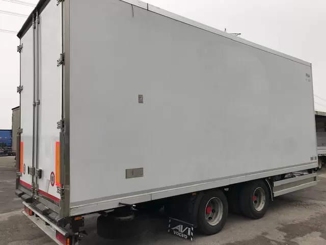 Isuzu isotermico con gruppo frigo in vendita su AVI